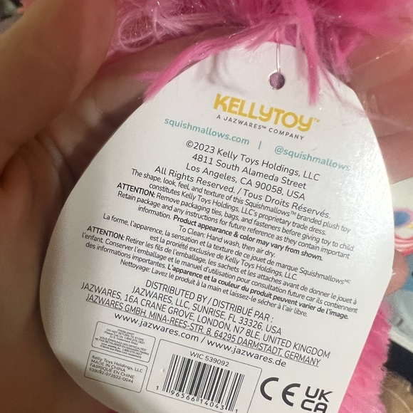 💕Caparinne valentines 11” squishmallow - Picture 3 of 4